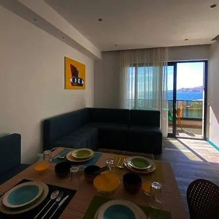Luxury - Golden Apartment *